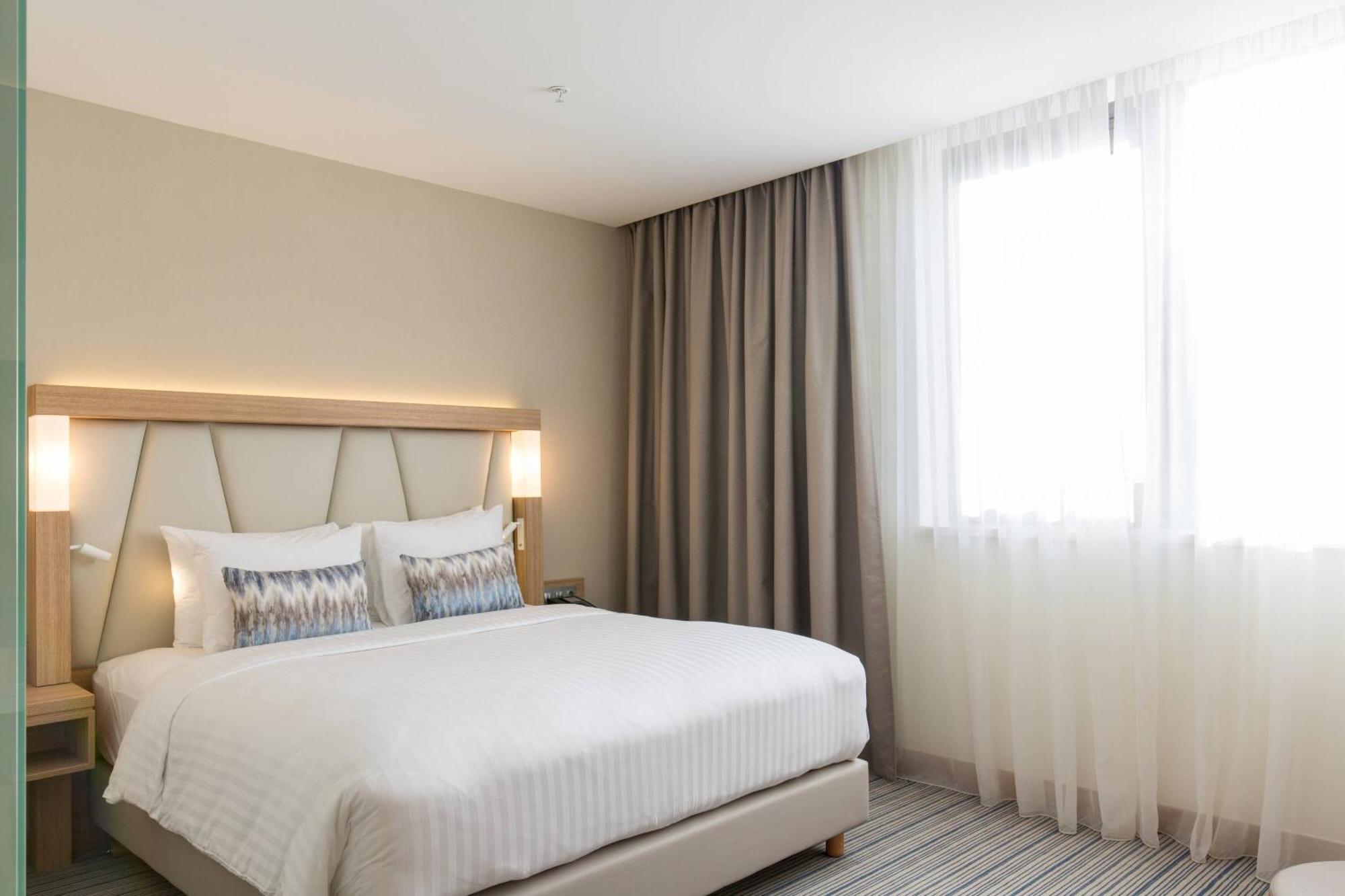 Hotel Courtyard By Marriott Banja Luka Exterior foto