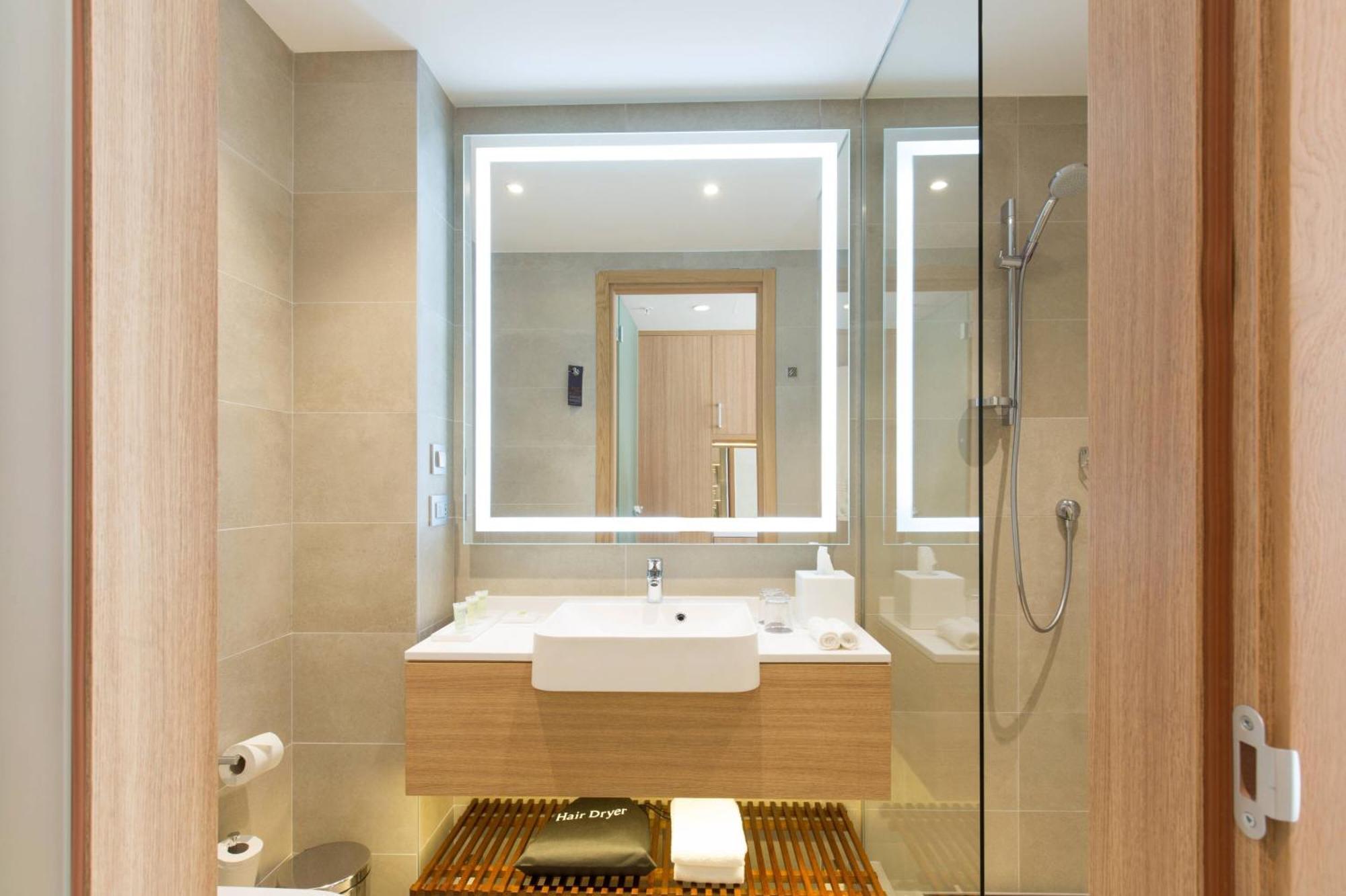 Hotel Courtyard By Marriott Banja Luka Exterior foto