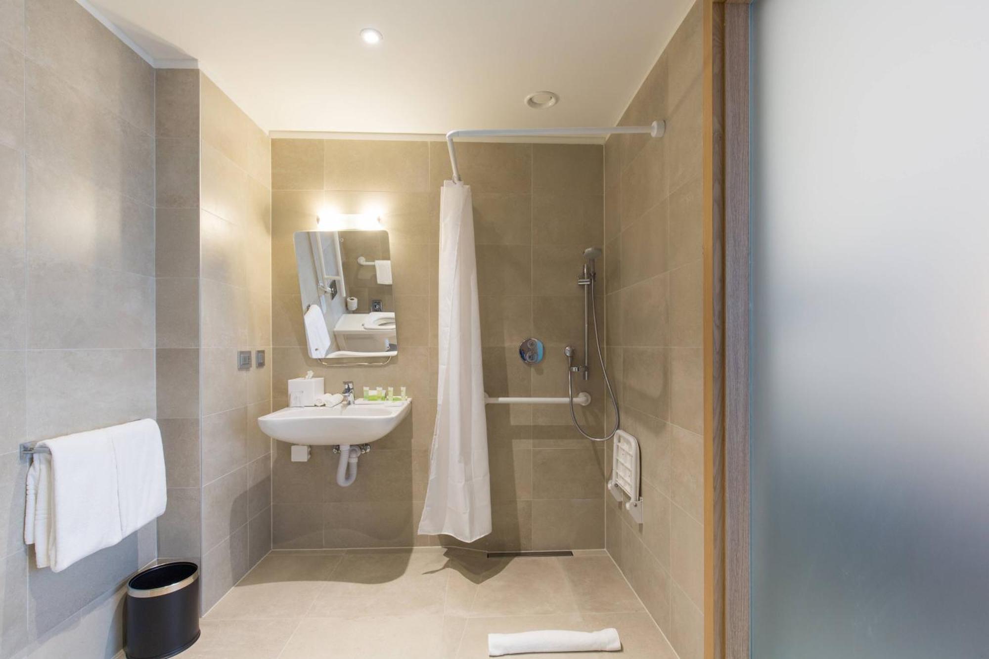 Hotel Courtyard By Marriott Banja Luka Exterior foto