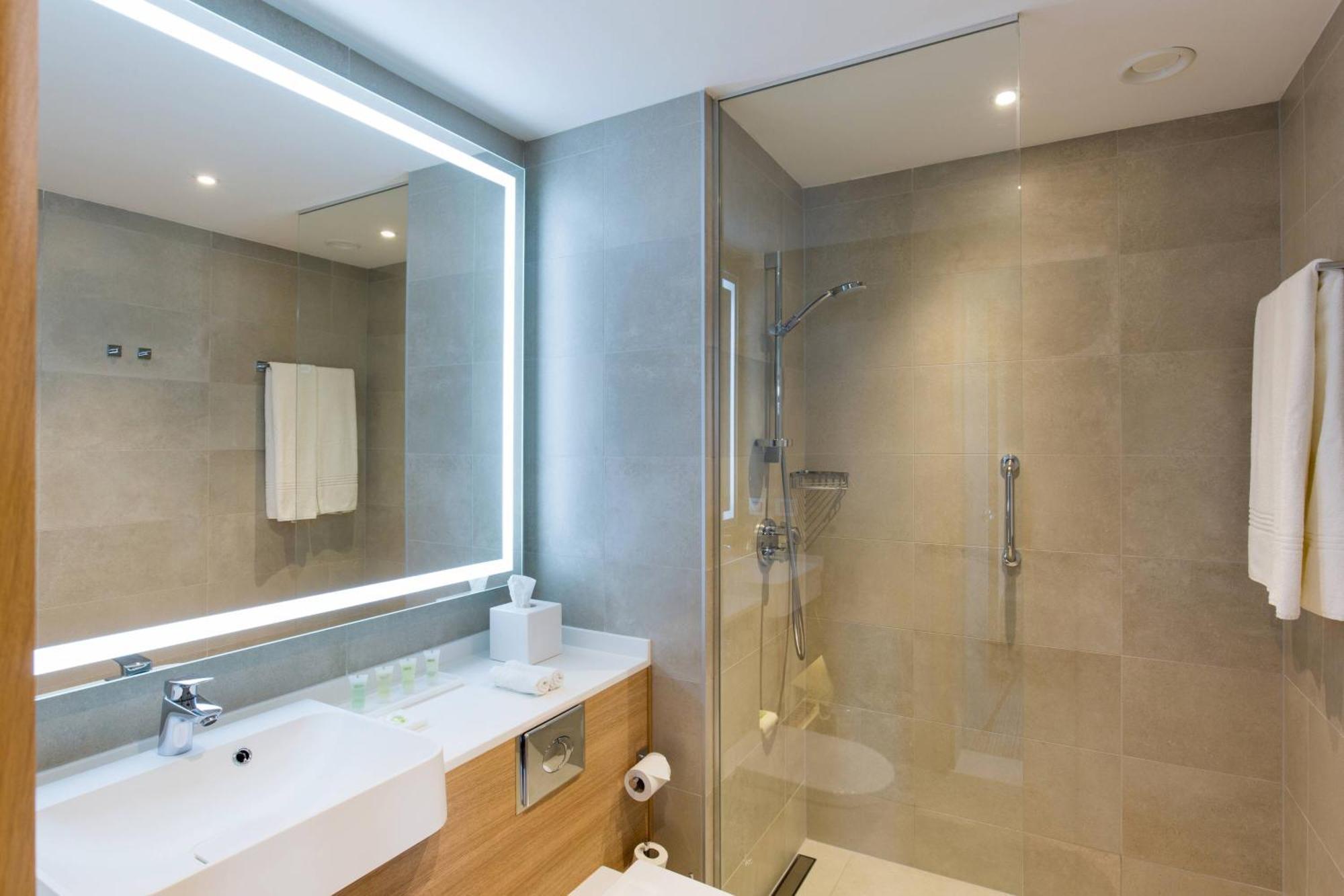 Hotel Courtyard By Marriott Banja Luka Exterior foto