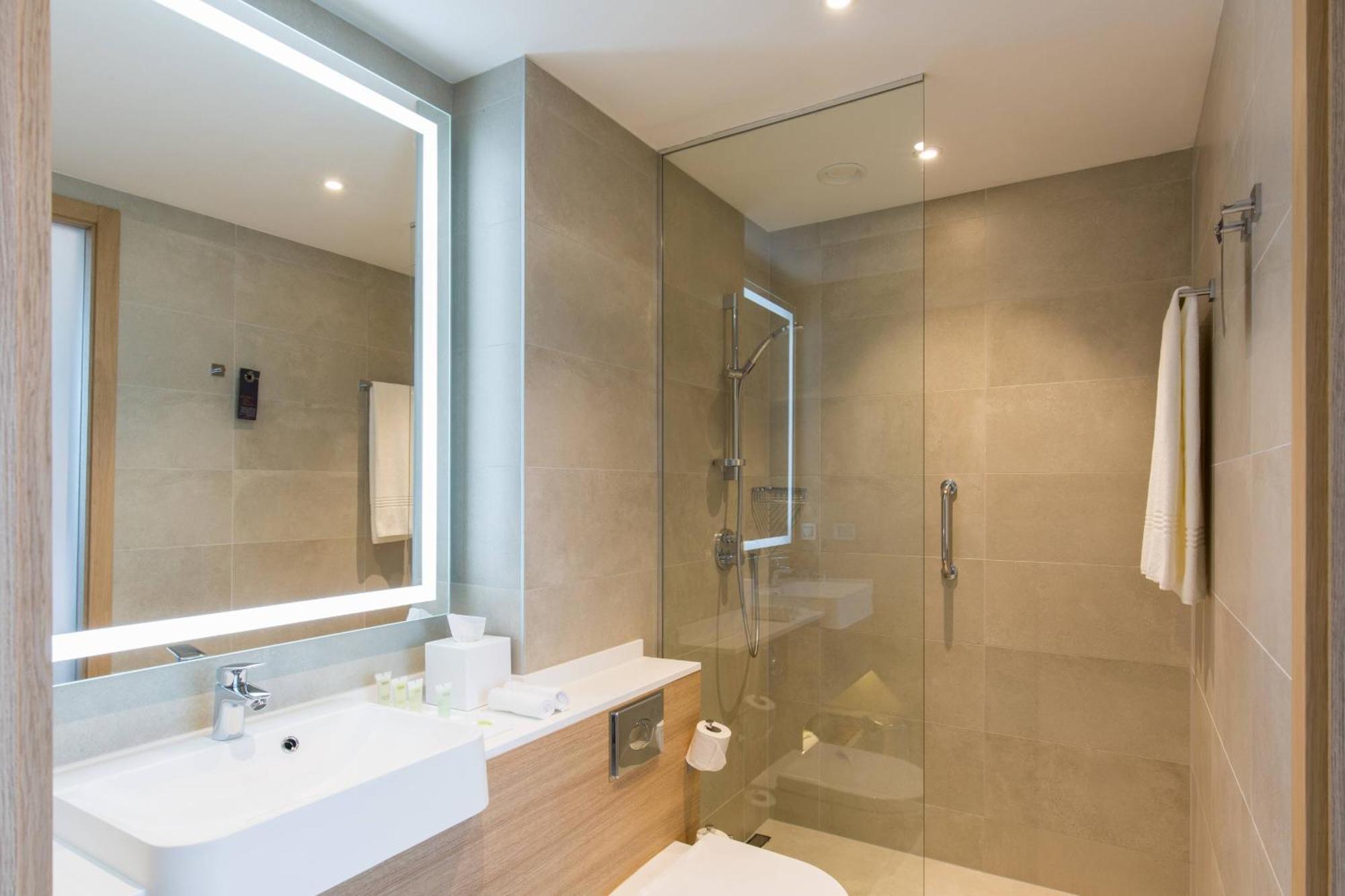 Hotel Courtyard By Marriott Banja Luka Exterior foto