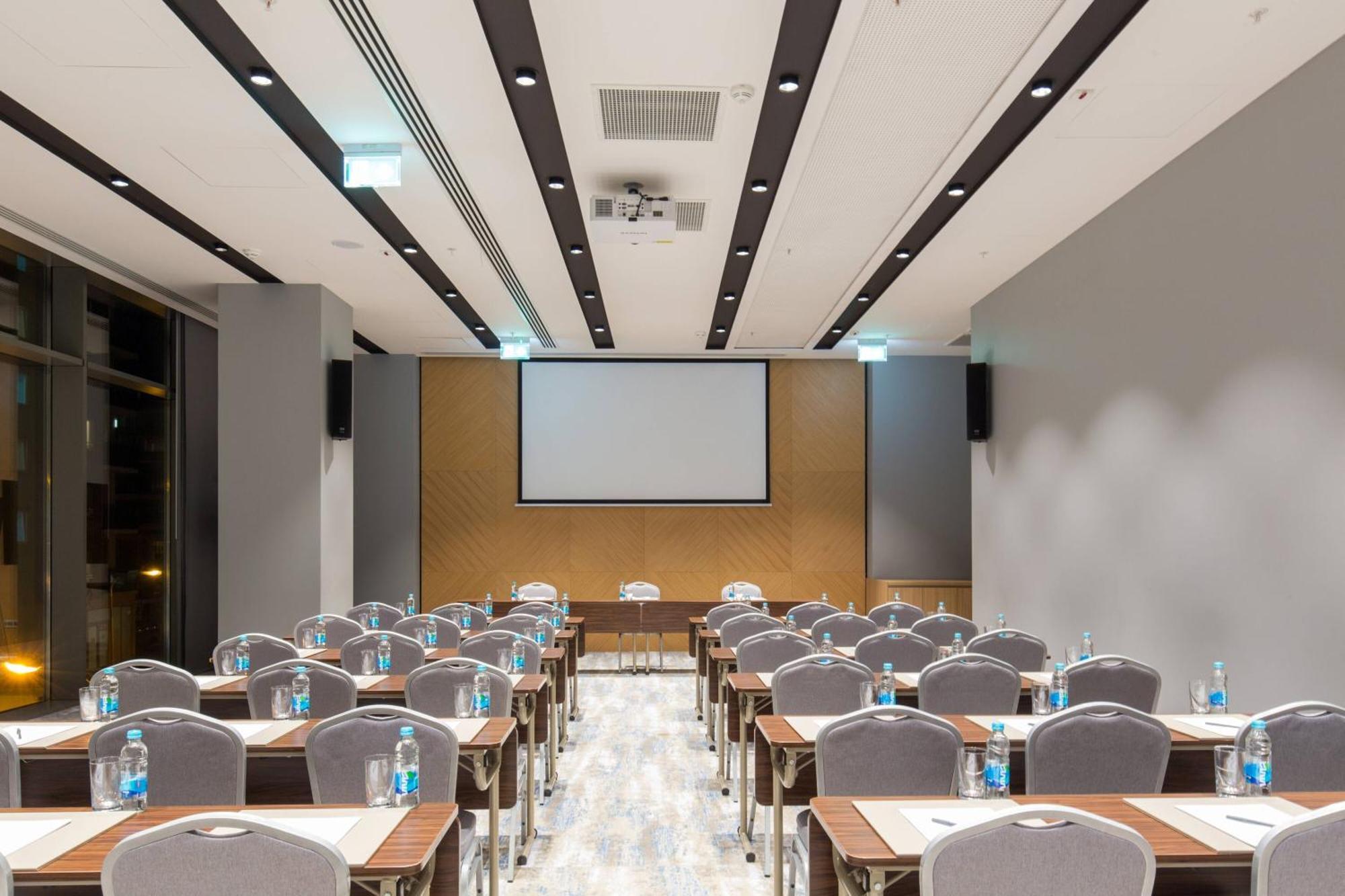 Hotel Courtyard By Marriott Banja Luka Exterior foto